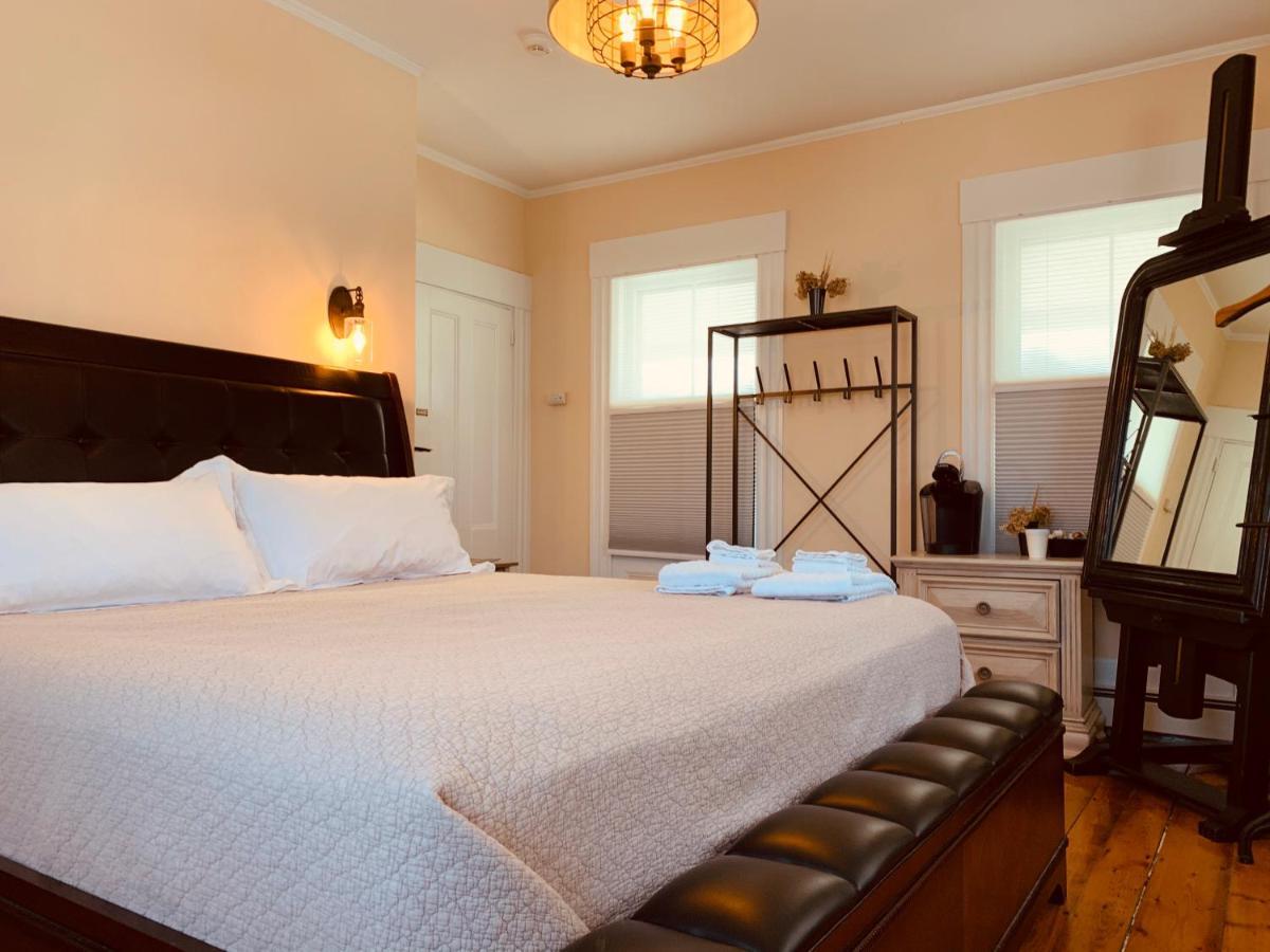 Sea Street Inn Hyannis Port Exteriér fotografie